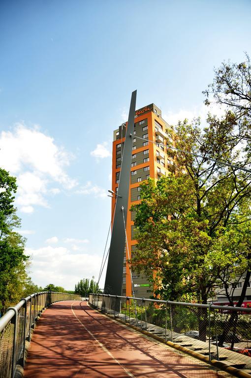 Apartment Freyova 25 プラハ エクステリア 写真
